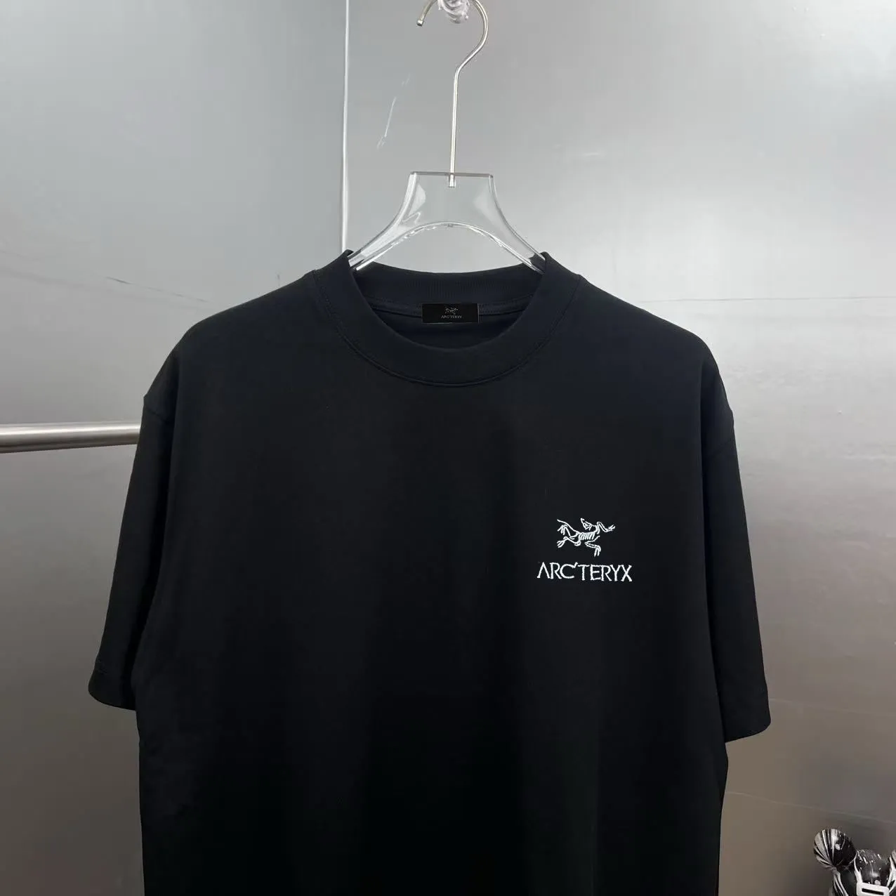 Arc～ logo， 《 》 7A tee ， Same Style ， : Black White Coffee Brown Size：S（90-130 ） M（125-150 ） L（135-165 ） XL（160-190 ） XXL（185 ）